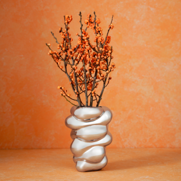 BROAD VASE wound up